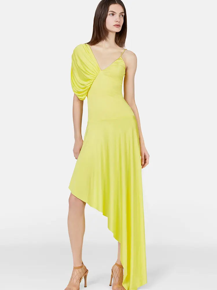 Beautifully Crafted Garment in a Classic Style