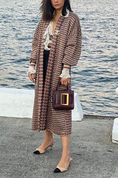 Gracefully Styled Cardigan for Any Occasion
