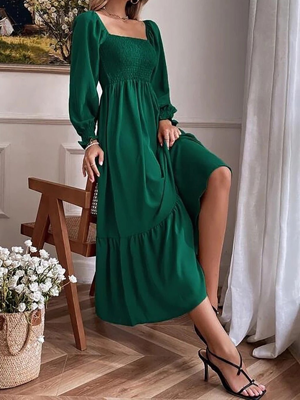 Classic Vintage & Enduringly Stylish Dress