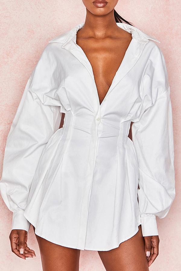 Well Tailored Dress with a Graceful Silhouette