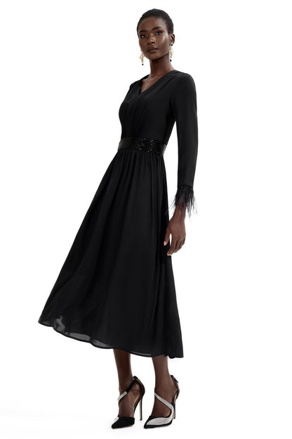 Classic Vintage & Enduringly Stylish Dress