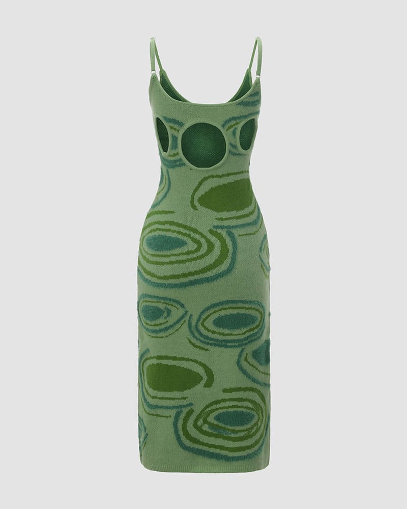 Gracefully Styled Dress for Any Occasion