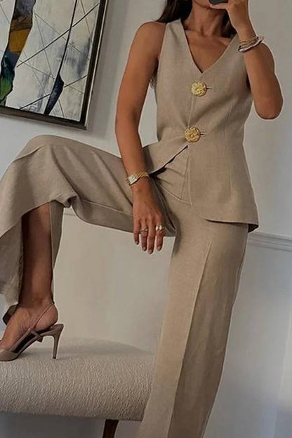 Elegantly Styled Pants for Everyday Wear