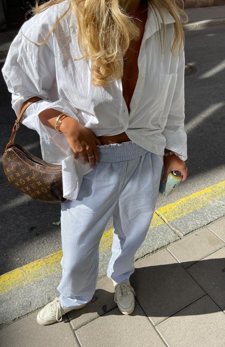 Well Tailored Pants with a Graceful Silhouette