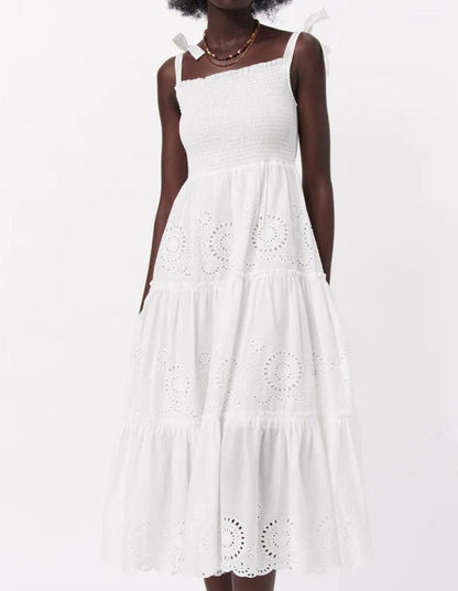Polished Dress with an Effortless Classic Look