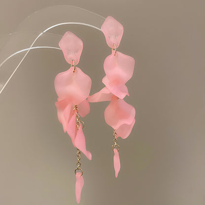 Beautiful Silver Earring with Unique Style