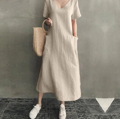 Sophisticated Dress with a Clean Classic Look