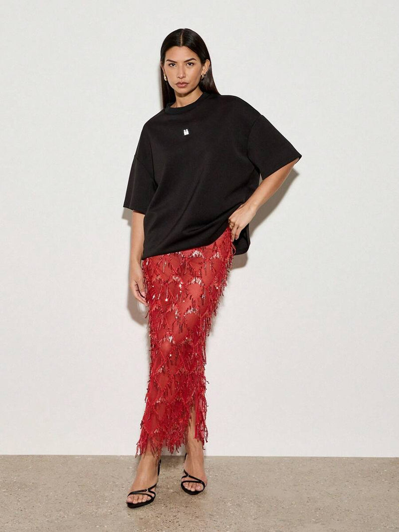 Well Tailored Garment with a Graceful Silhouette