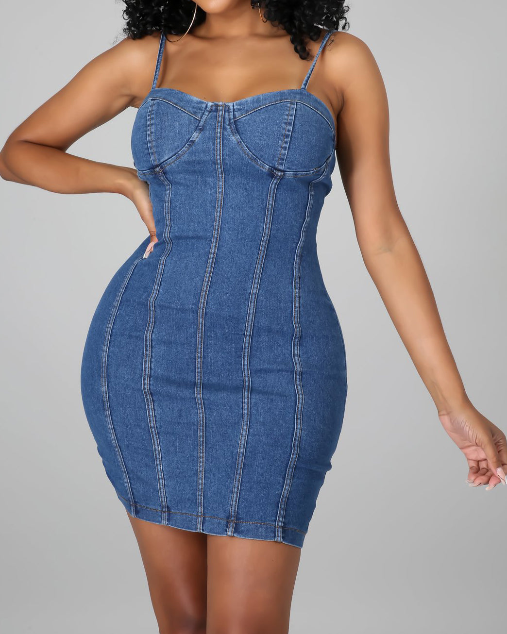 Classic Vintage Dress with a Flattering Fit