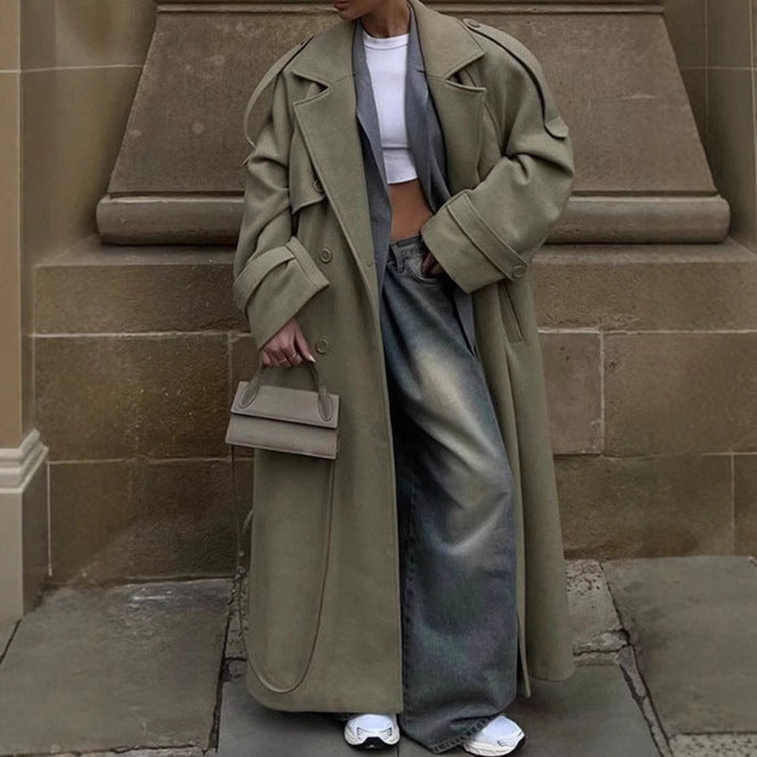 Elegantly Styled Coat for Everyday Wear