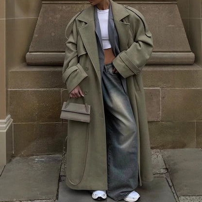 Elegantly Styled Coat for Everyday Wear