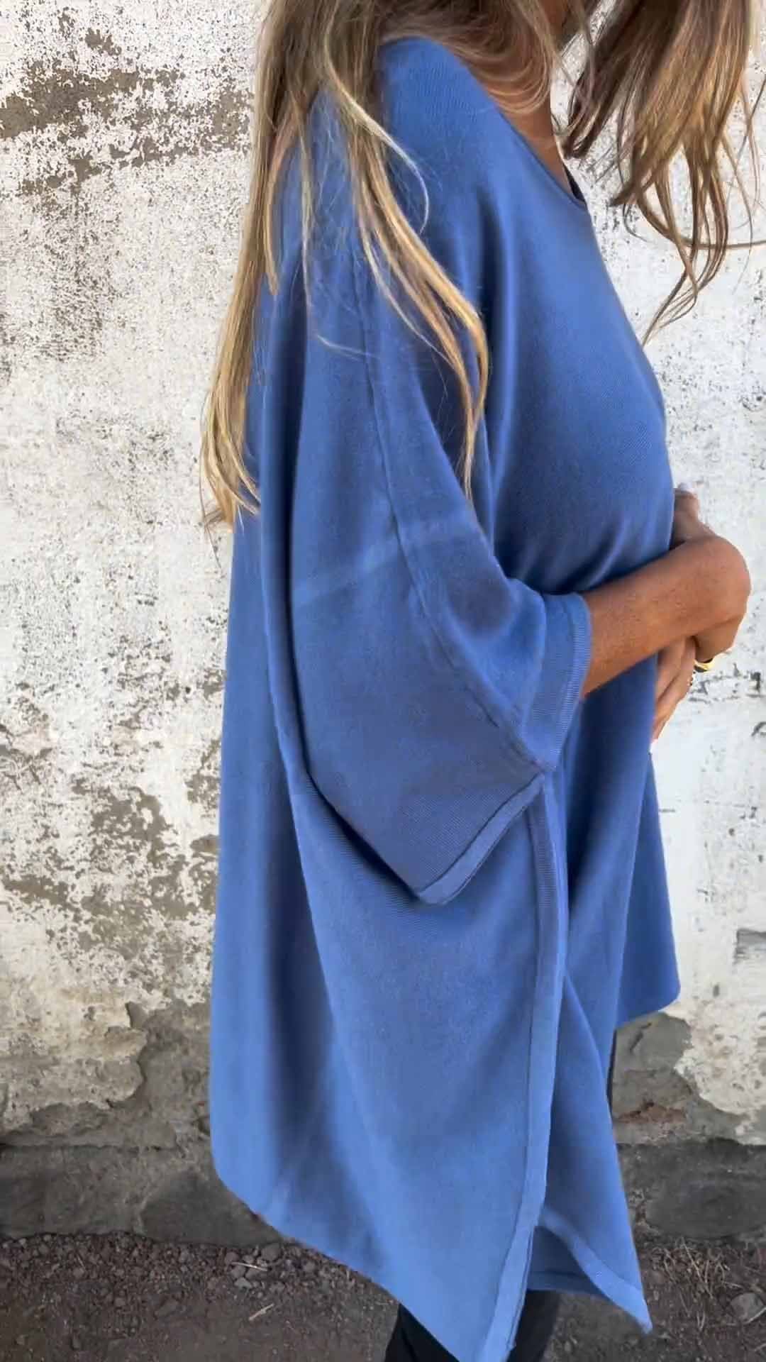 Effortlessly Elegant Top with a Timeless Design