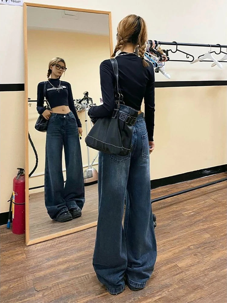 Polished Bag with an Effortless Classic Look