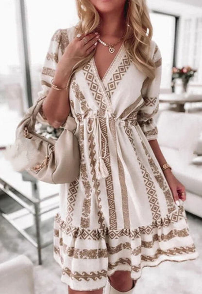 Beautifully Finished Dress in a Timeless Design