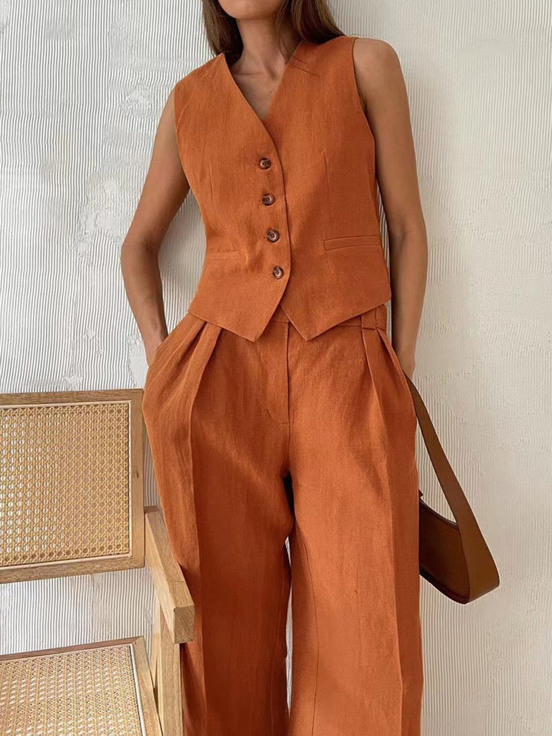 Classic Vintage Pants with a Flattering Fit