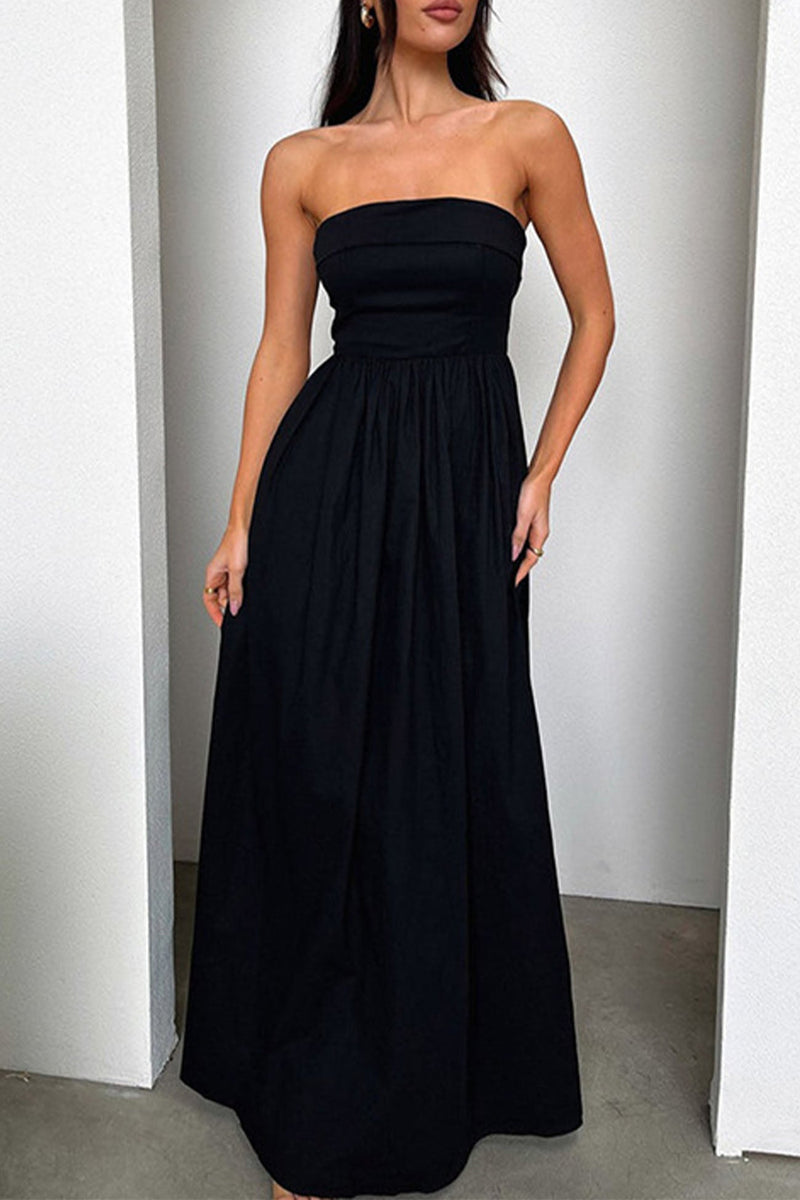 Beautifully Finished Dress in a Timeless Design
