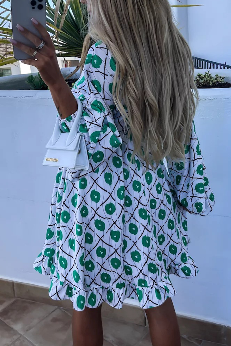 Gracefully Styled Dress for Any Occasion