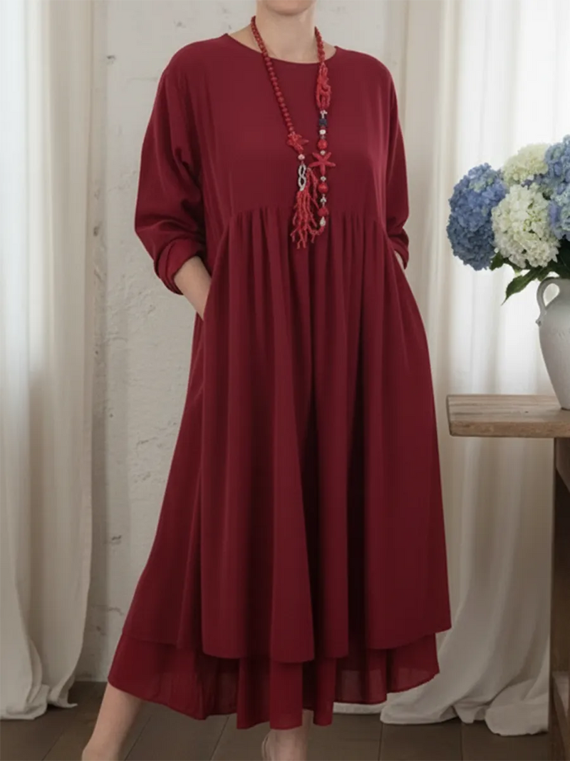 Beautifully Finished Dress in a Timeless Design