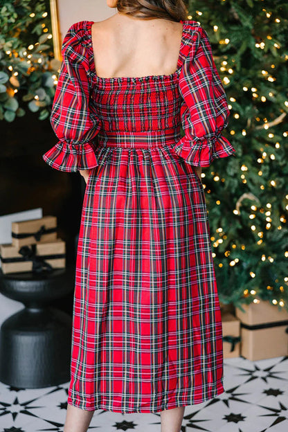 Beautifully Crafted Dress in a Classic Style