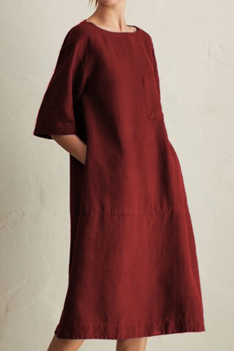 Classic Vintage Dress with a Flattering Fit