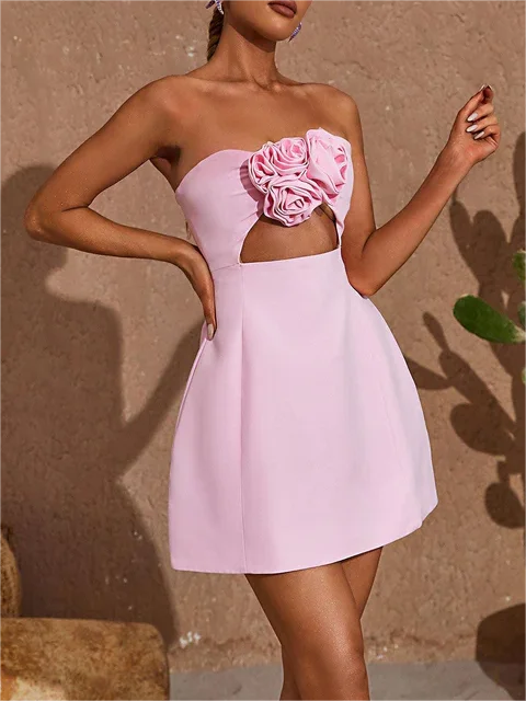 Effortlessly Elegant Dress with a Timeless Design