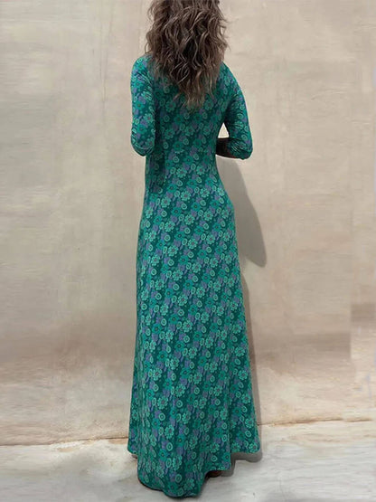 Classic Vintage & Enduringly Stylish Dress