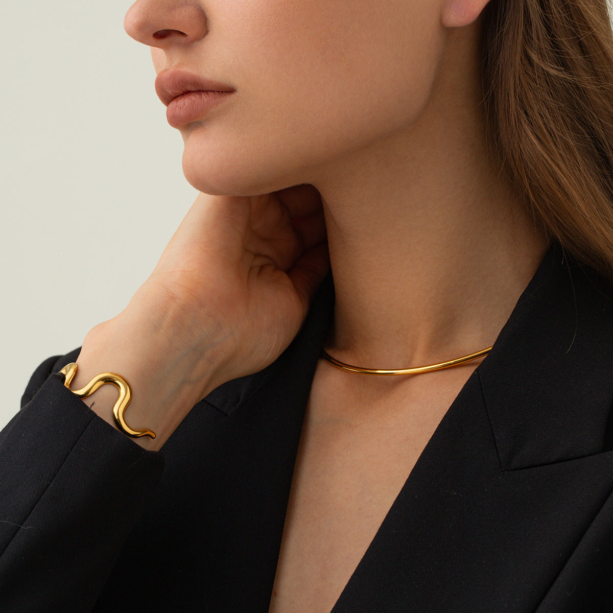 Charming Gold Bracelet for Any Occasion