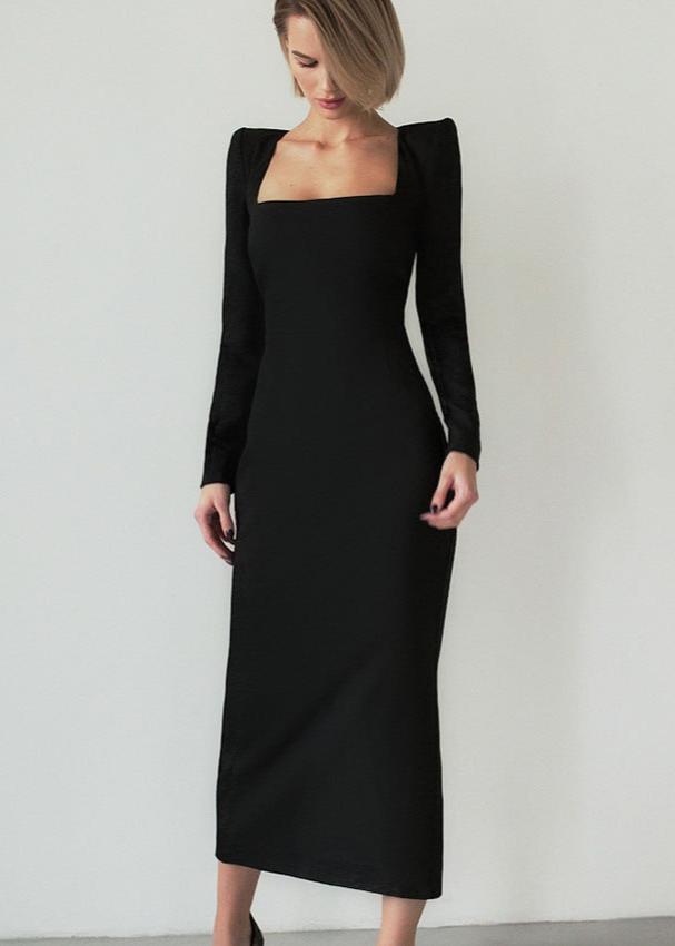 Effortlessly Elegant Dress with a Timeless Design