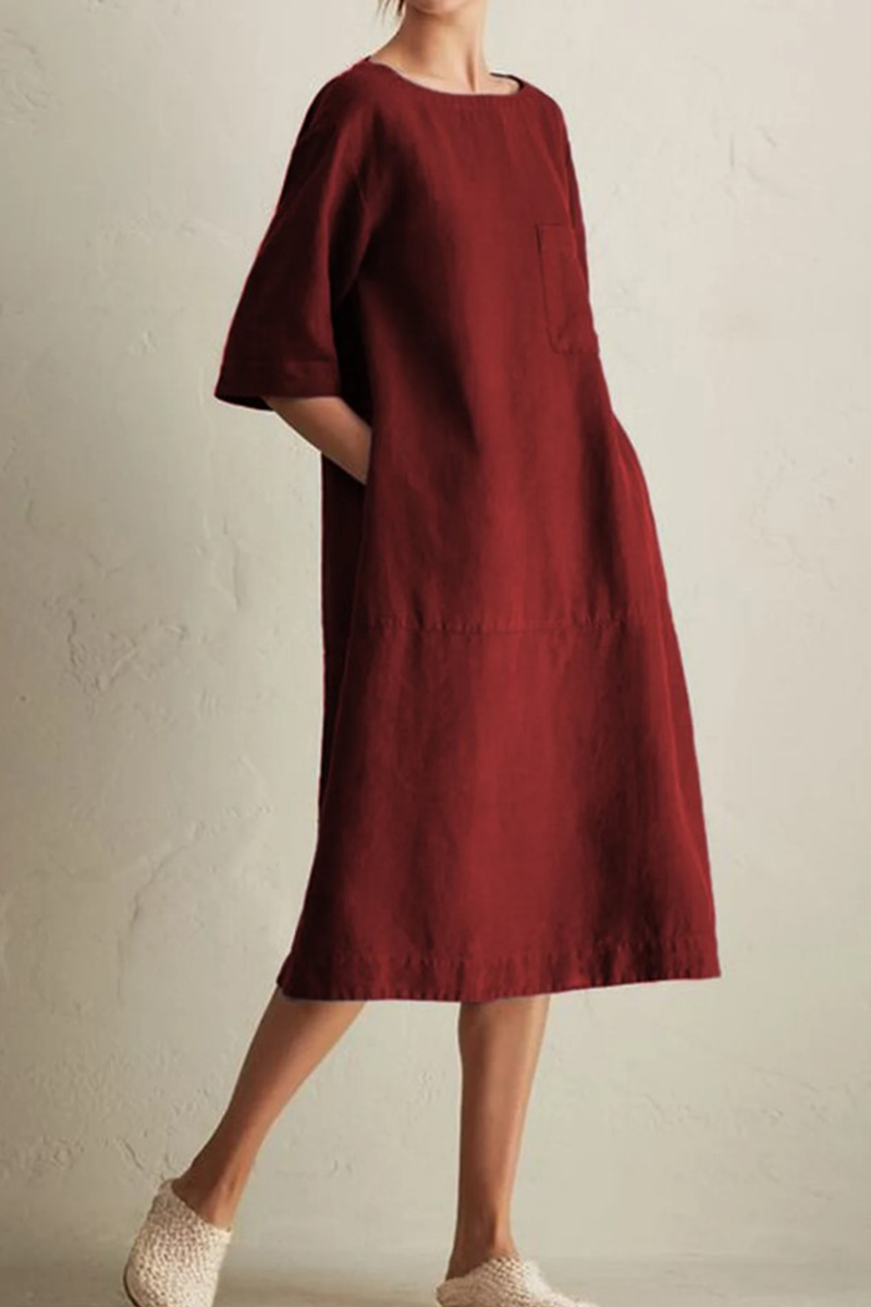 Classic Vintage Dress with a Flattering Fit
