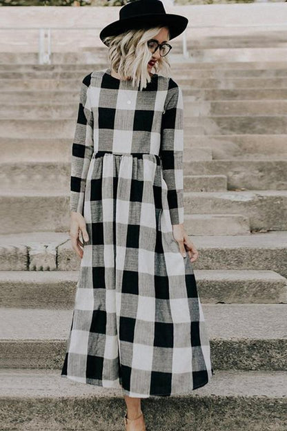 Sophisticated Dress with a Clean Classic Look