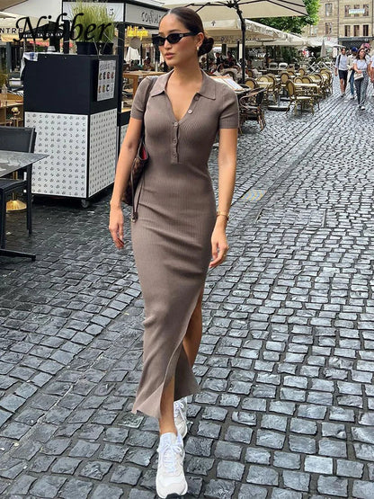 Polished Dress with an Effortless Classic Look