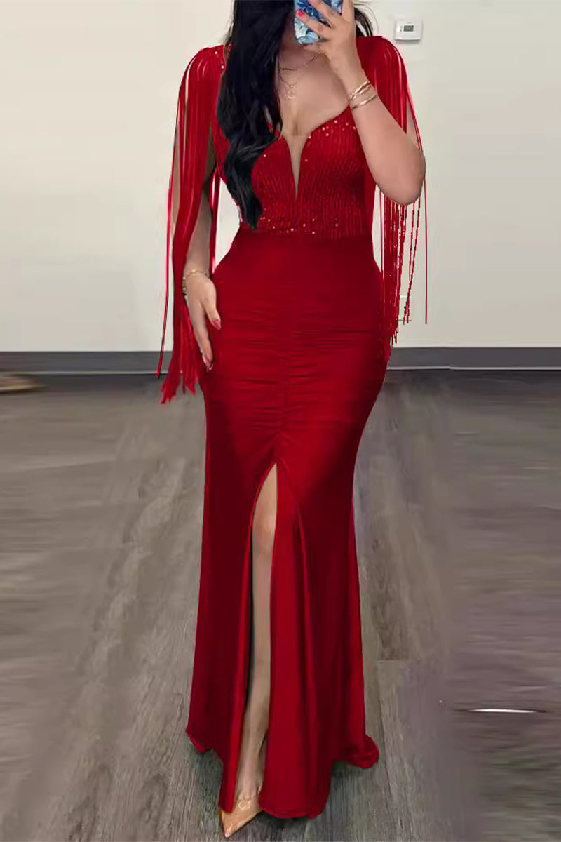 Gracefully Styled Dress for Any Occasion