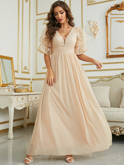 Gracefully Styled Dress for Any Occasion