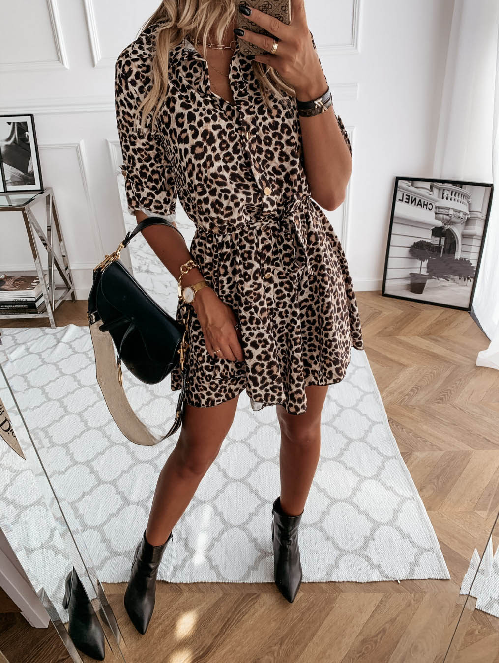 Well Tailored Dress with a Graceful Silhouette