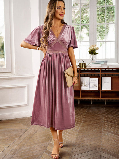 Polished Dress with an Effortless Classic Look