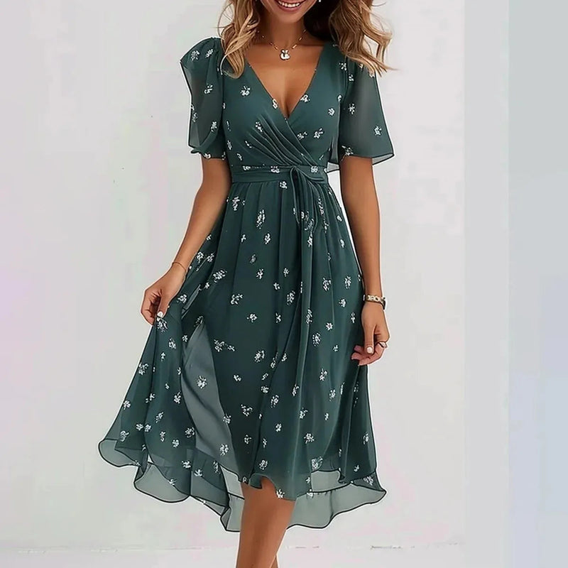 Polished Dress with an Effortless Classic Look