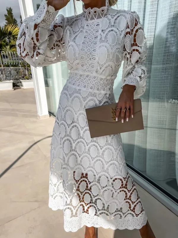 Beautifully Crafted Dress in a Classic Style