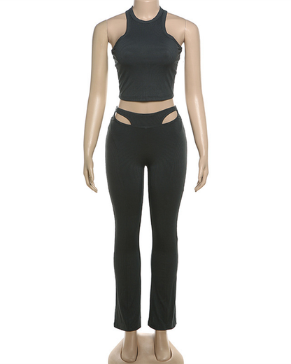 Gracefully Styled Pants for Any Occasion