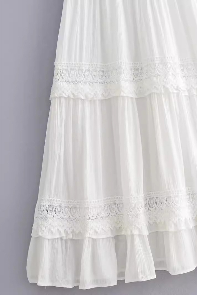 Beautifully Crafted Dress in a Classic Style