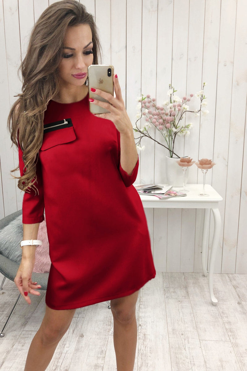 Gracefully Styled Dress for Any Occasion