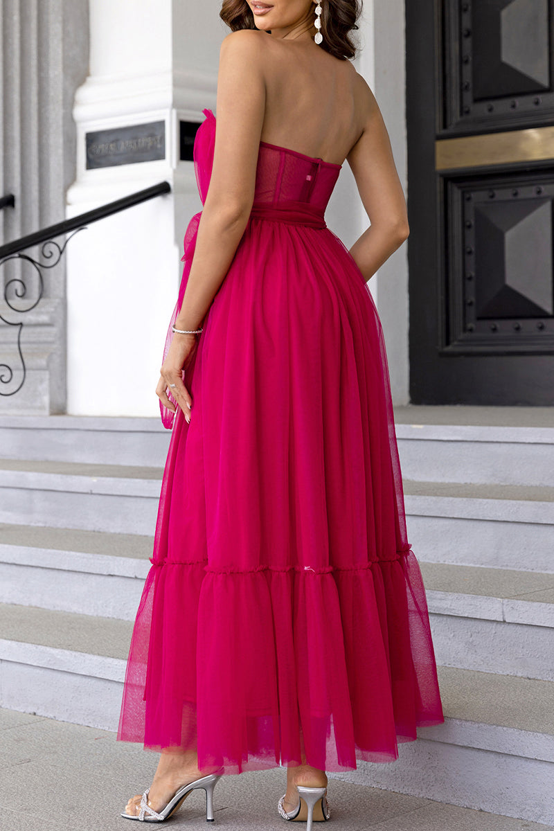 Well Tailored Dress with a Graceful Silhouette