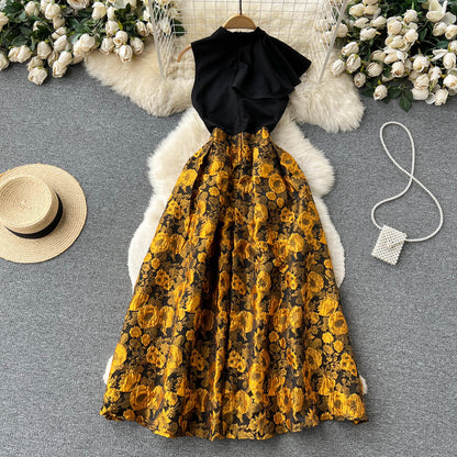 Classic Vintage & Enduringly Stylish Dress