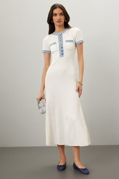 Sophisticated Dress with a Clean Classic Look