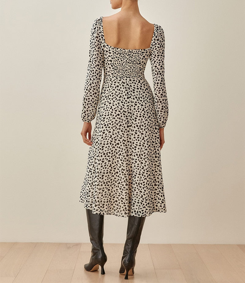 Classic Vintage & Enduringly Stylish Dress