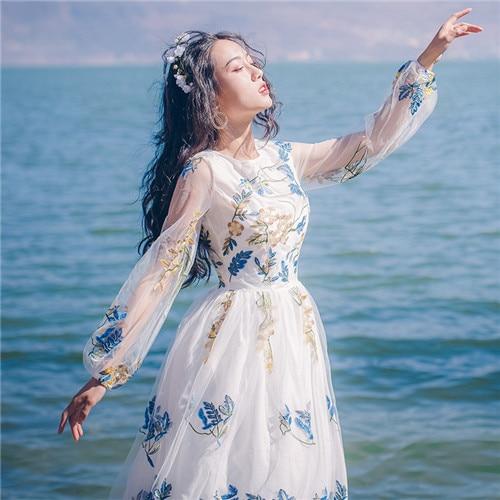 Beautifully Crafted Dress in a Classic Style