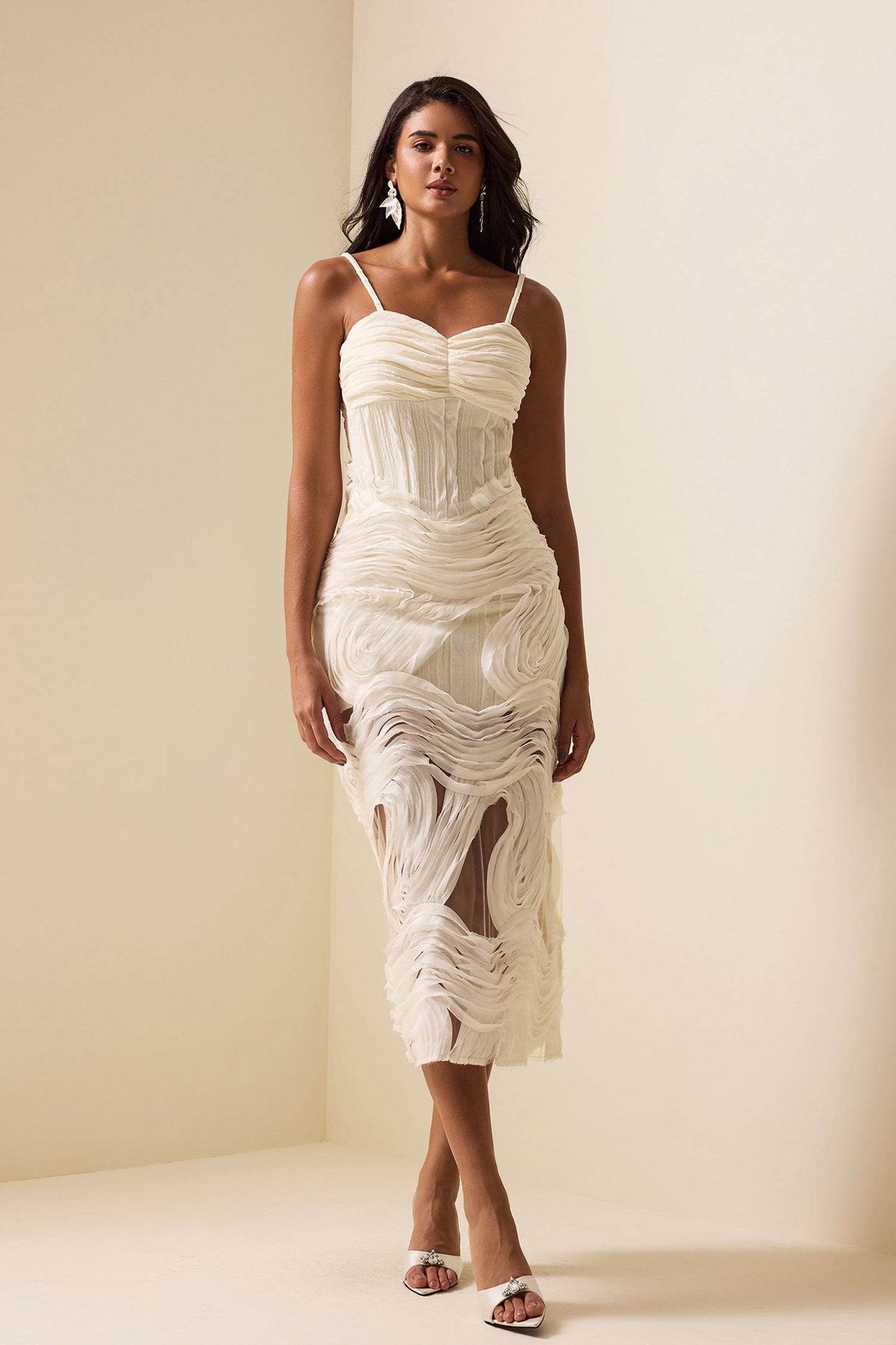 Classic Vintage Dress with a Flattering Fit