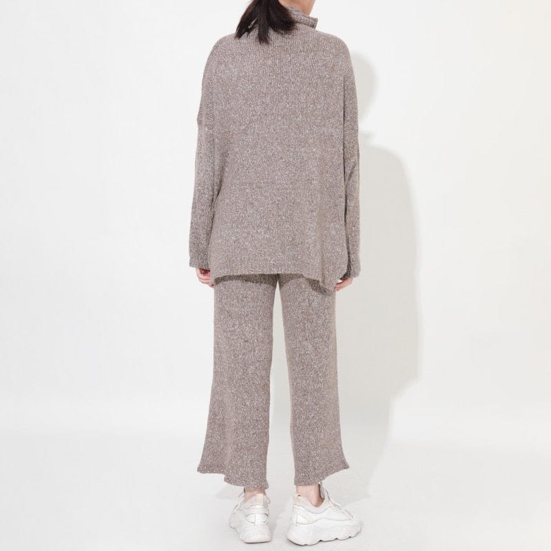 Vintage Inspired Pants with a Contemporary Edge