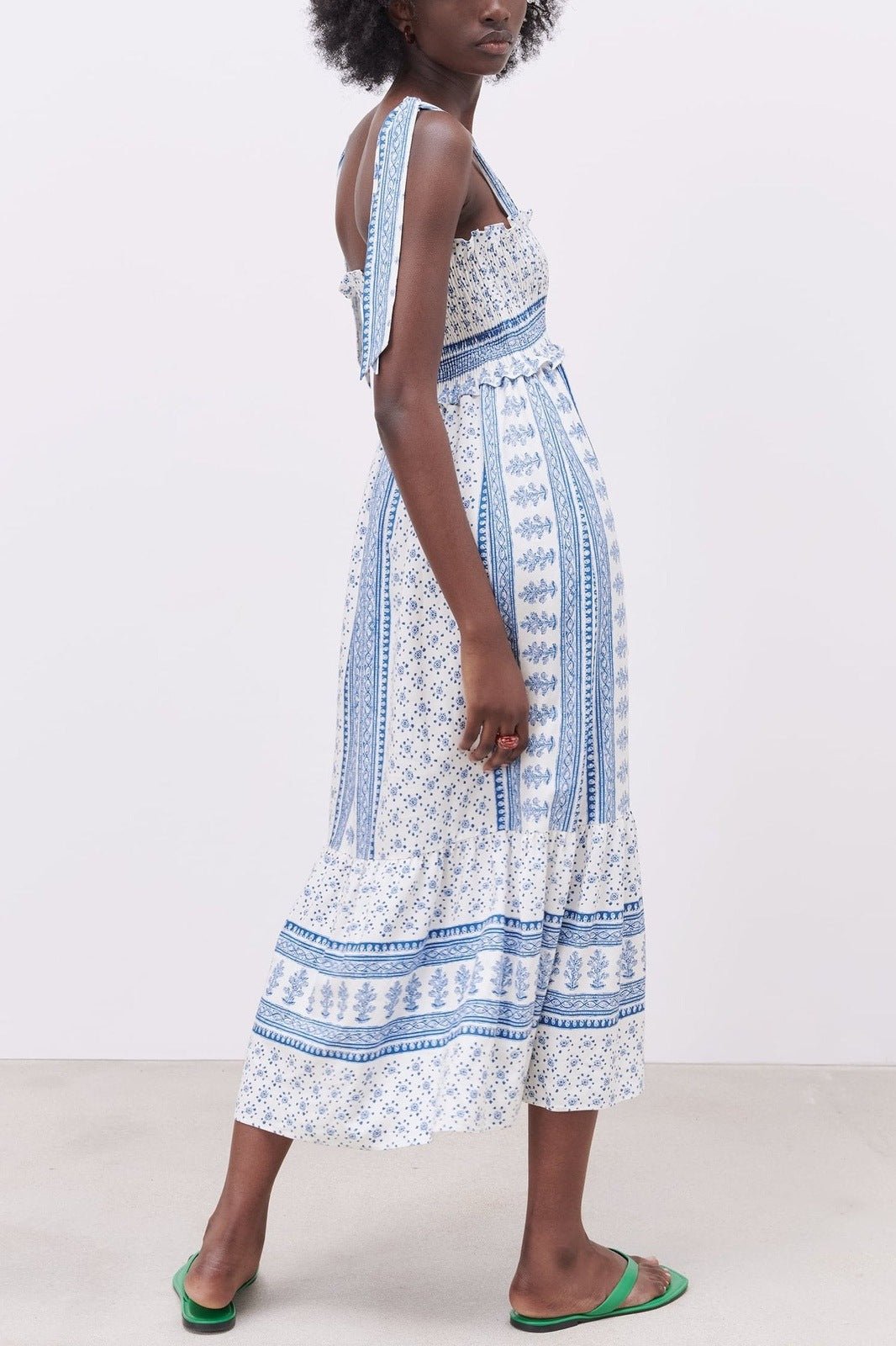 Elegantly Styled Dress for Everyday Wear