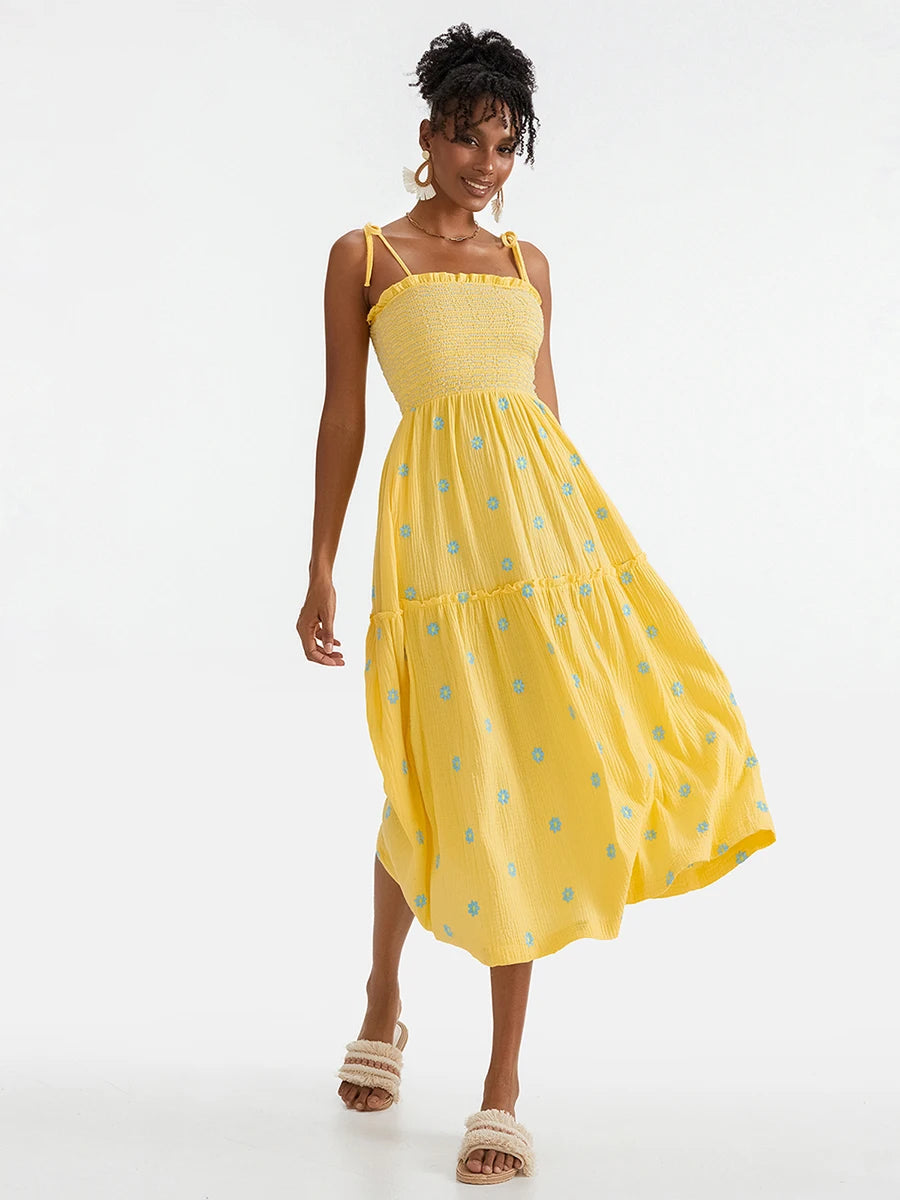 Gracefully Styled Dress for Any Occasion