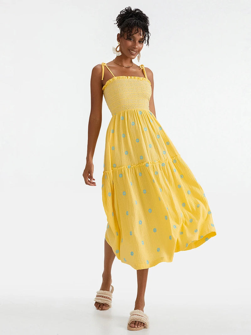 Gracefully Styled Dress for Any Occasion